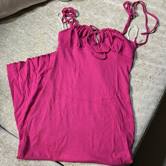 New Sexy Pink Cami Midi Dress - Picture 5 of 7